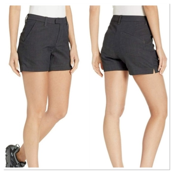 Arc’teryx Devis Shorts In Carbon Fiber Dark Gray Zip Fly Button Waist Size 2 - Picture 1 of 9